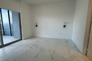 488 NE 18th St, Miami, FL 33132 - Photo 9