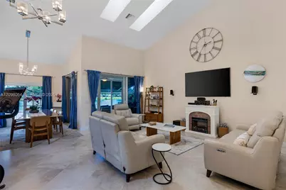 4107 Carriage Dr #K1, Pompano Beach, FL 33069 - Photo 5