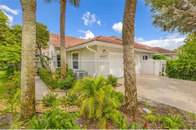 4107 Carriage Dr #K1, Pompano Beach, FL 33069 - Photo 3