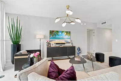 1000 Brickell Plz #3401, Miami, FL 33131 - Photo 5