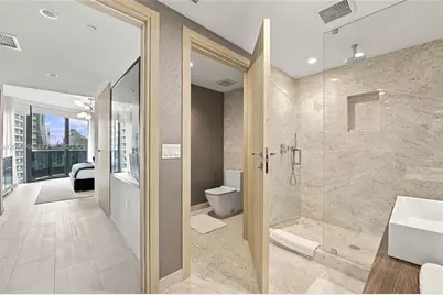 1000 Brickell Plz #3401, Miami, FL 33131 - Photo 23