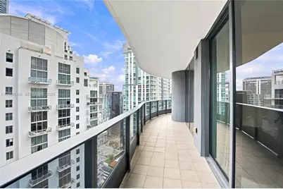 1000 Brickell Plz #3401, Miami, FL 33131 - Photo 39