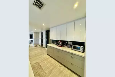 8224 SW 163rd Ct, Miami, FL 33193 - Photo 11