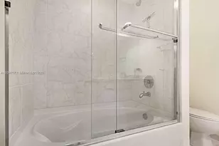950 Brickell Bay Dr, Miami, FL 33131 - Photo 21