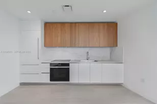 1400 Biscayne Blvd, Miami, FL 33132 - Photo 7