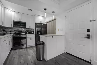 20150 NE 3rd Ct #6, Miami, FL 33179 - Photo 9