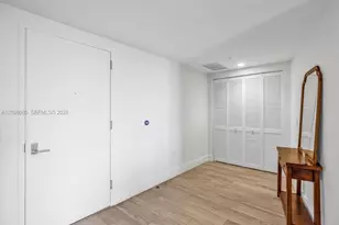 121 NE 34th St, Miami, FL 33137 - Photo 3