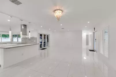 6951 S Miami Lakeway S, Miami Lakes, FL 33014 - Photo 9
