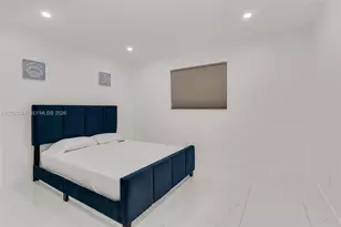 6951 S Miami Lakeway S, Miami Lakes, FL 33014 - Photo 15
