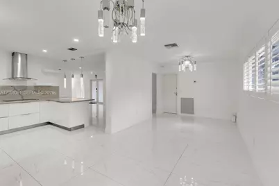 6951 S Miami Lakeway S, Miami Lakes, FL 33014 - Photo 13