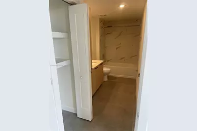 16395 Biscayne Blvd #2011, North Miami Beach, FL 33160 - Photo 5