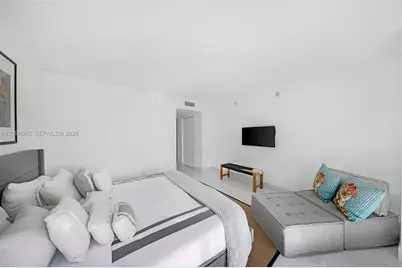 2600 E Hallandale Beach Blvd #T1102, Hallandale Beach, FL 33009 - Photo 11