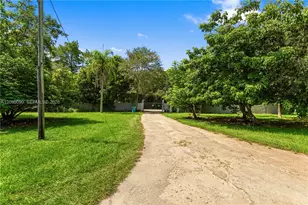 23825 SW 142nd Ave, Homestead, FL 33032 - Photo 49