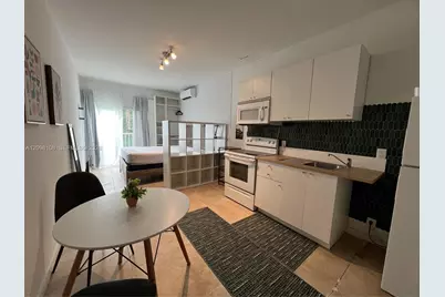 446 SW 3rd St #2, Miami, FL 33130 - Photo 5