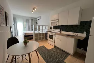 446 SW 3rd St, Miami, FL 33130 - Photo 5