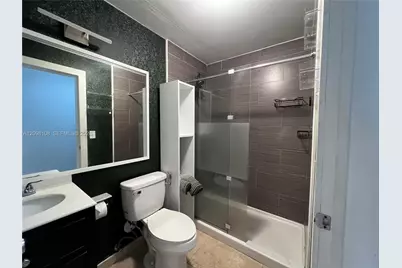446 SW 3rd St #2, Miami, FL 33130 - Photo 3
