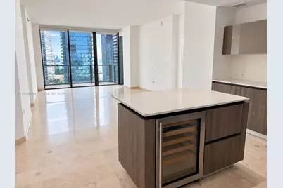 88 SW 7th St #2005, Miami, FL 33130 - Photo 1