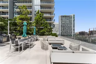 88 SW 7th St, Miami, FL 33130 - Photo 19