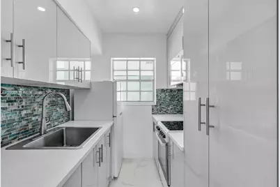 635 8th St #205, Miami Beach, FL 33139 - Photo 9