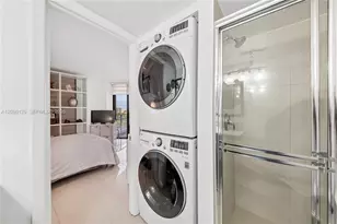 1000 Quayside Terrace, Miami, FL 33138 - Photo 9