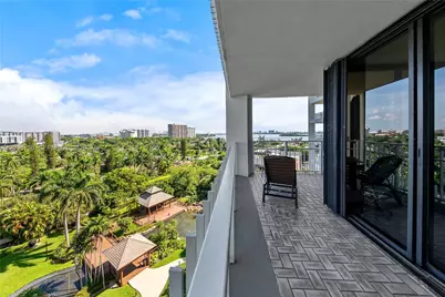 1000 Quayside Ter #1103, Miami, FL 33138 - Photo 11