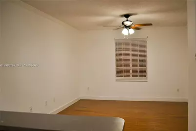 2871 NE 185th St #201, Aventura, FL 33180 - Photo 5