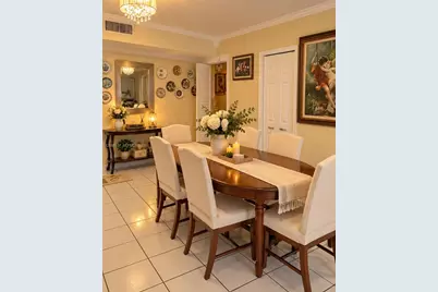 4713 NW 7th St #204-1, Miami, FL 33126 - Photo 5