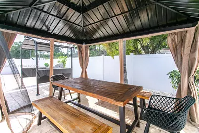 1254 Harrison St, Hollywood, FL 33019 - Photo 11