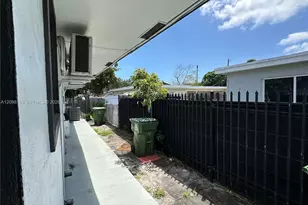 108 NW 2nd Ave, Hallandale Beach, FL 33009 - Photo 15