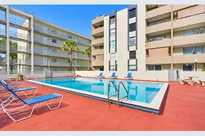 10000 NW 80th Ct #2350, Hialeah Gardens, FL 33016 - Photo 11