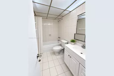 10000 NW 80th Ct #2350, Hialeah Gardens, FL 33016 - Photo 7