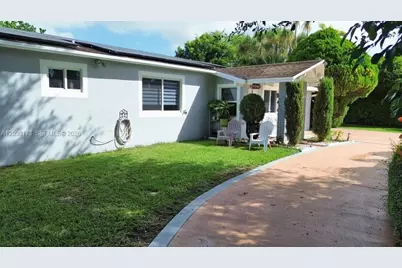 10965 SW 116th St, Miami, FL 33176 - Photo 3