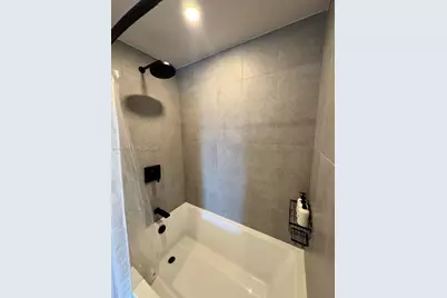 121 NE 5th St #1913, Miami, FL 33132 - Photo 5