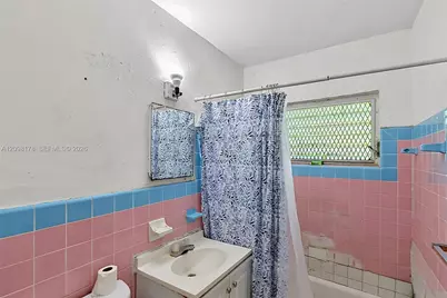 2525 NW 50th St, Miami, FL 33142 - Photo 9