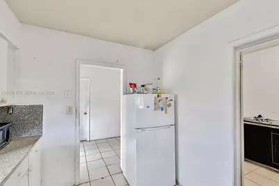 2525 NW 50th St, Miami, FL 33142 - Photo 7