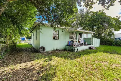 2525 NW 50th St, Miami, FL 33142 - Photo 31
