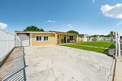 4495 NW 202nd St, Miami Gardens, FL 33055 - Photo 3