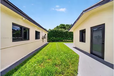 2216 SW 62nd Ave, Miami, FL 33155 - Photo 23