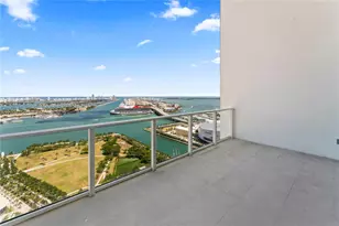 1040 Biscayne Blvd, Miami, FL 33132 - Photo 17