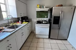 609 NW 58th Ave, Miami, FL 33126 - Photo 11