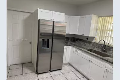 609 NW 58th Ave, Miami, FL 33126 - Photo 15