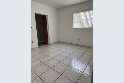 609 NW 58th Ave, Miami, FL 33126 - Photo 17
