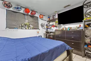 9041 SW 42nd St, Miami, FL 33165 - Photo 15