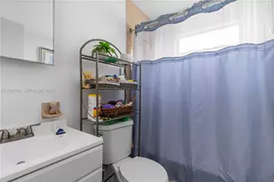 9041 SW 42nd St, Miami, FL 33165 - Photo 33