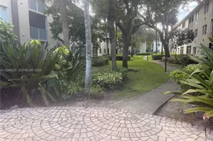 430 S Park Rd, Hollywood, FL 33021 - Photo 23