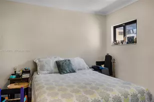 1257 SW 21st St, Miami, FL 33145 - Photo 9
