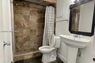 1600 NE 114th St, Miami, FL 33181 - Photo 13
