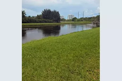16465 NE 22nd Ave #412, North Miami Beach, FL 33160 - Photo 23