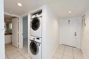 9704 SW 138th Ave, Miami, FL 33186 - Photo 11