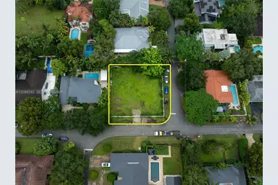 6001 SW 82nd St, South Miami, FL 33143 - Photo 1